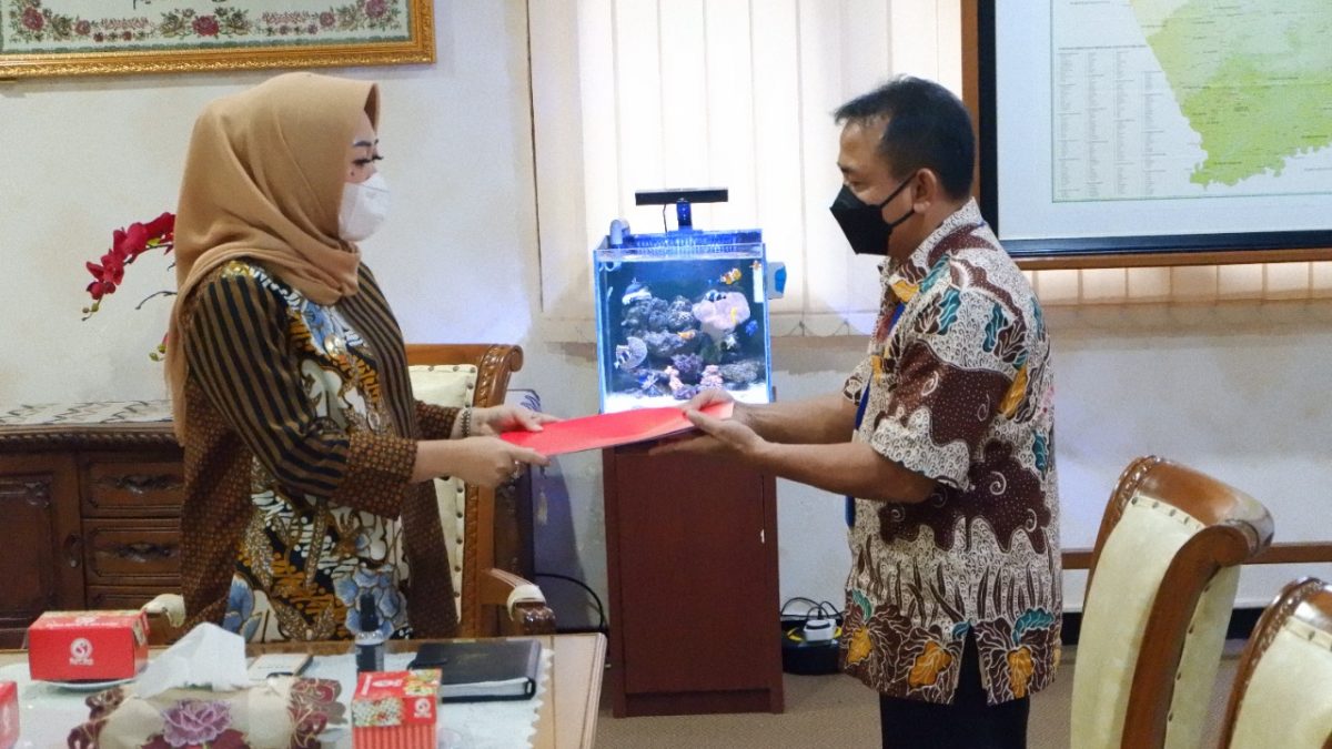 Bupati Tiwi Minta Plt Direktur Bisa Tangani Kebocoran di PDAM Purbalingga
