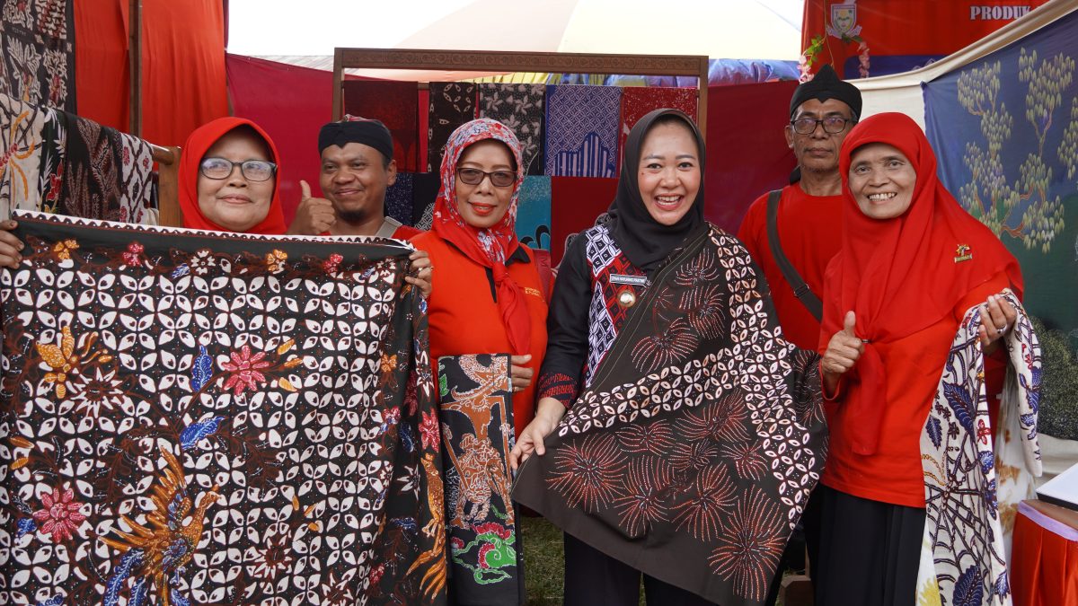 Roadshow Pemulihan Ekonomi, Bupati Tiwi Dorong Batik Sebagai Produk Unggulan Bobotsari